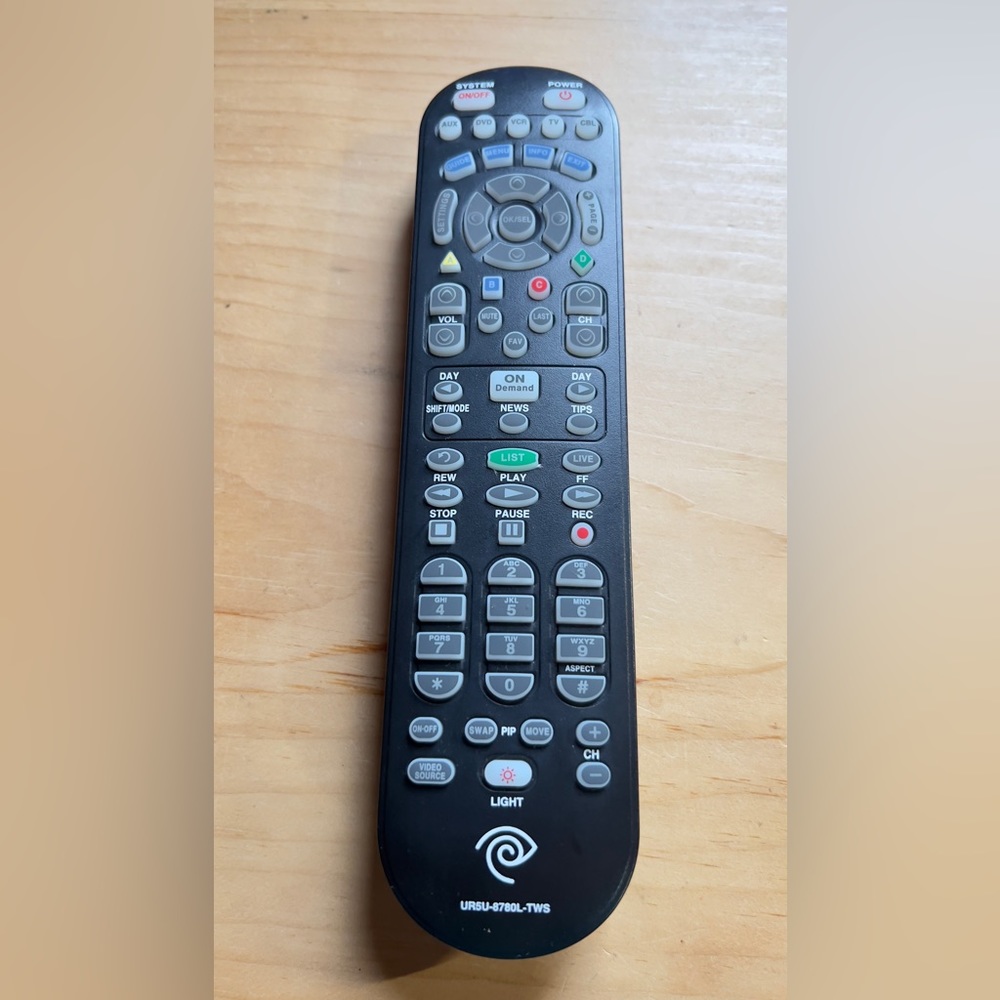 Time Warner Cable Remote - UR5U-8780L-TWS